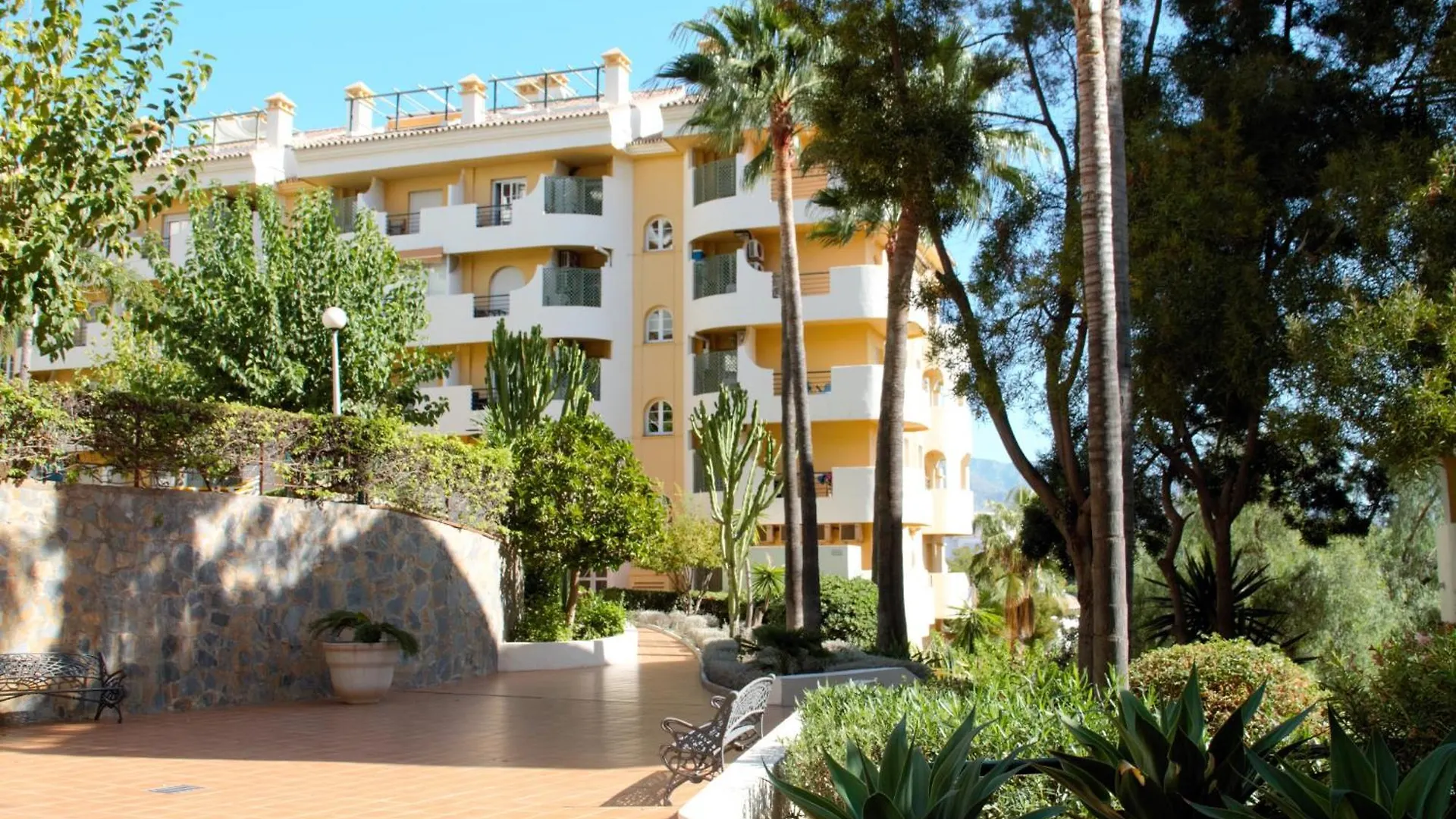 Casa Aloha Beach And Golf Marbella