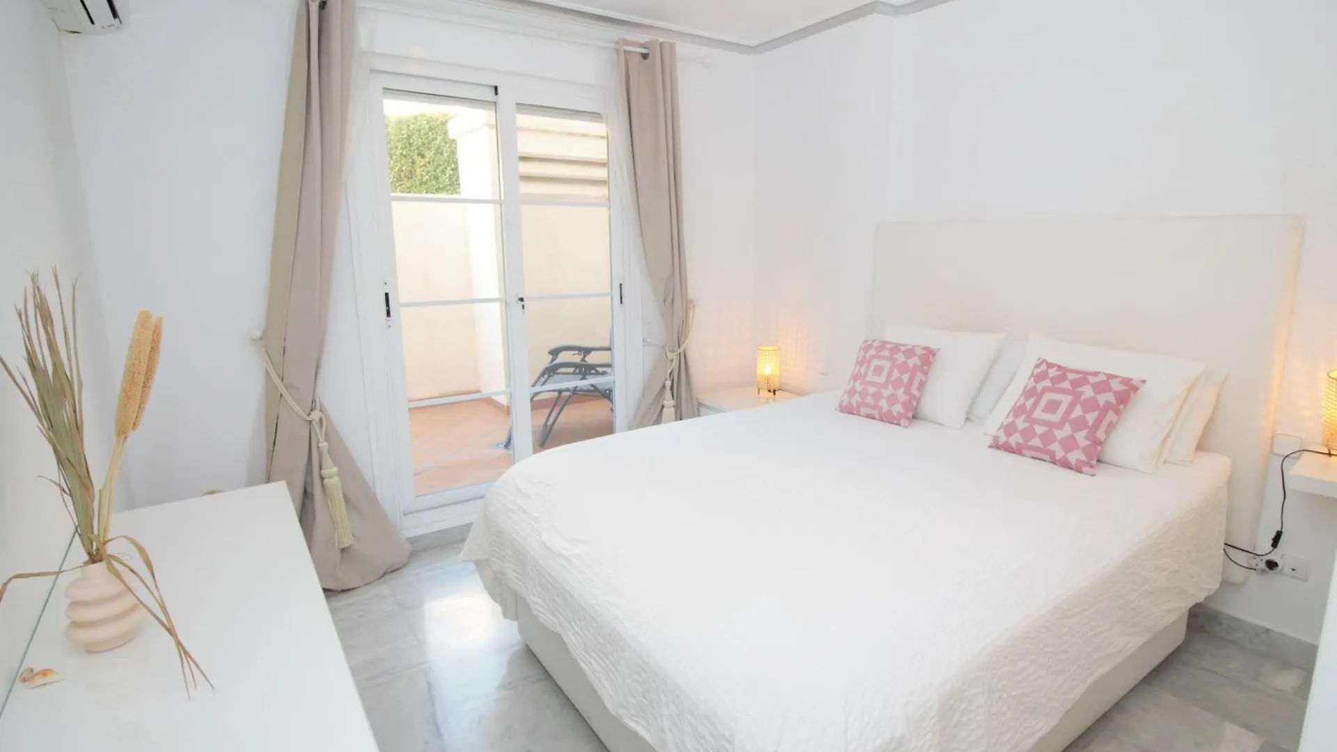 Casa Aloha Beach And Golf Marbella Appartamento